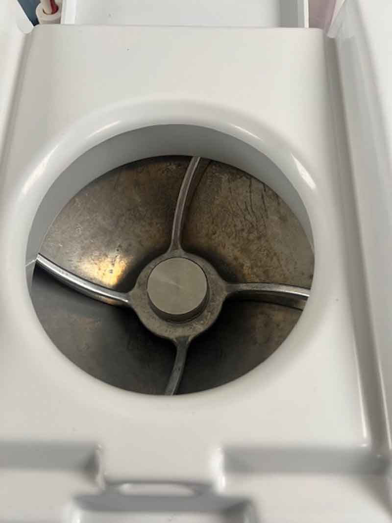 Hatsuyuki HC-8E cube ice shaver, NSF and UL listed for commercial use.