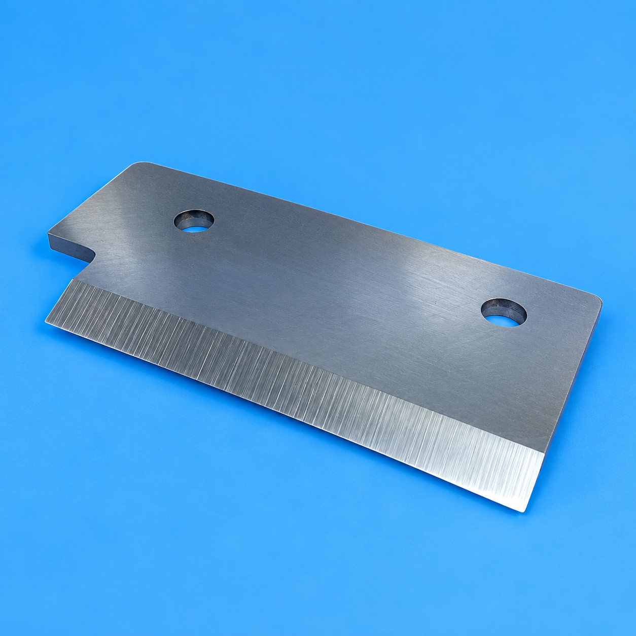 Hatsuyuki HC-8E ice shaver replacement blade on blue background.