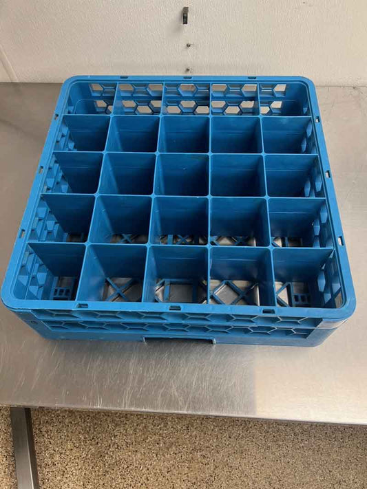 Second-hand rack for storing and transporting 25 bottles or flower cup containers, perfect for frozen dessert businesses.